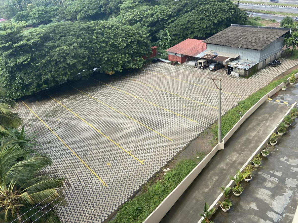 Essentia Manipal Inn Udupi Exteriör bild