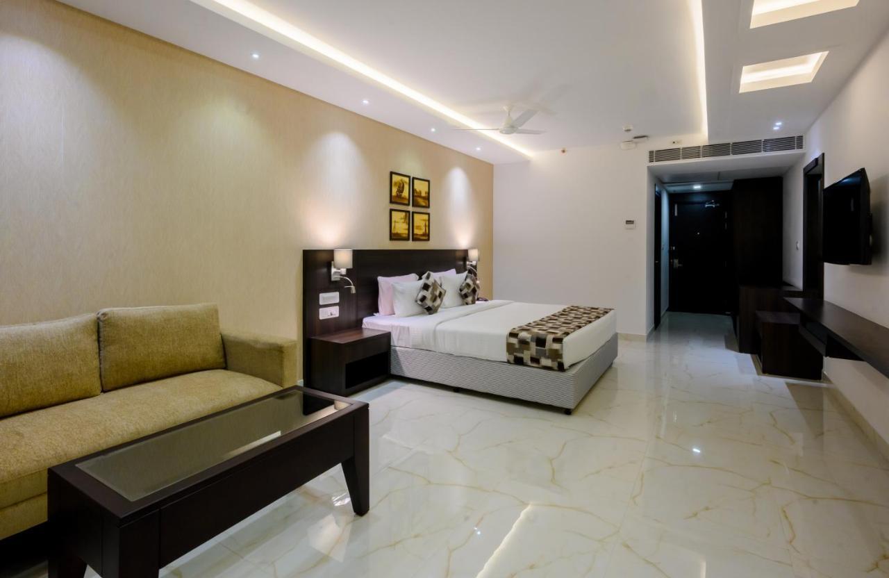 Essentia Manipal Inn Udupi Exteriör bild